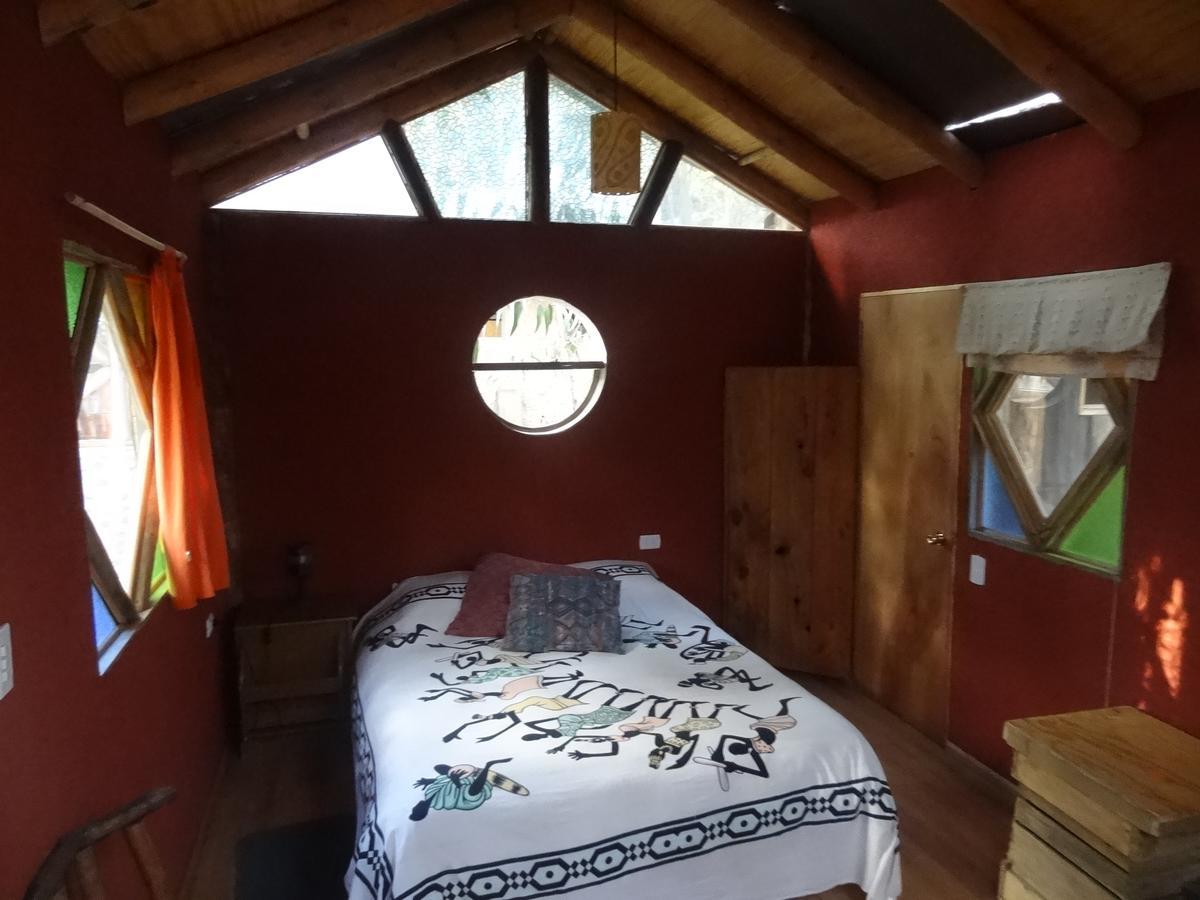 Curi-huapi Lodge *